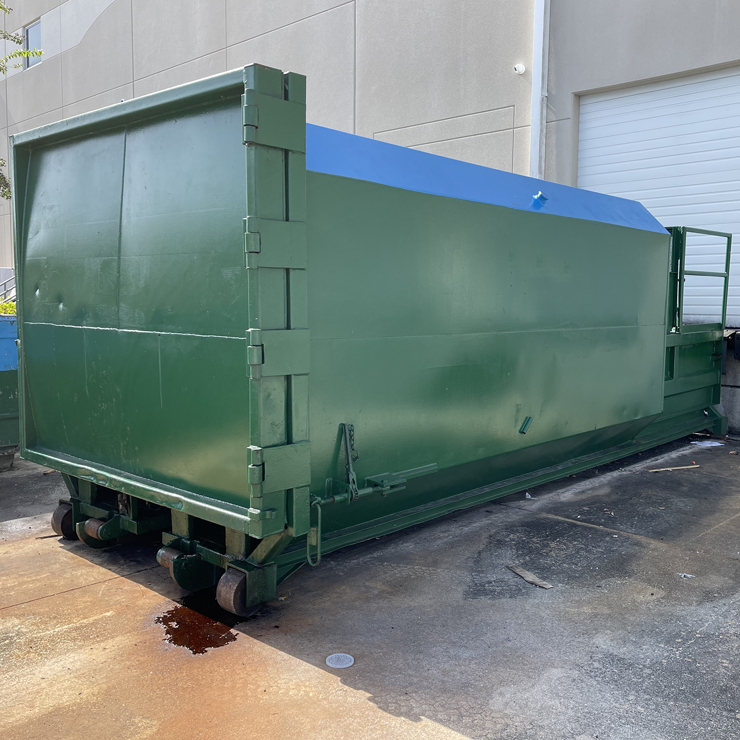 Stationary Compactors